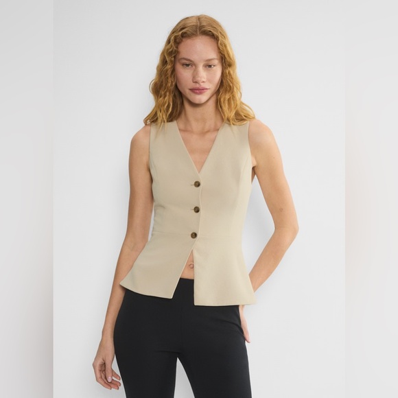 NWT - Aritzia Wilfred Catherine Vest - Size 0 - Marcona Beige - Picture 2 of 9